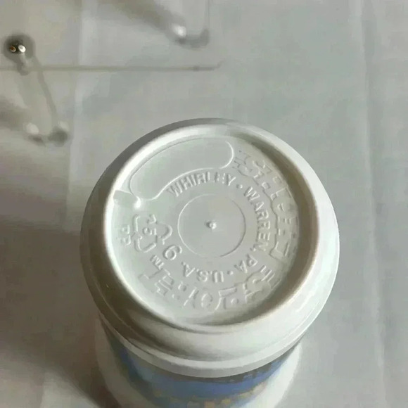 Peanut Snoopy Knotts Berry Farm 6” plastic cup - Picture 3 of 5